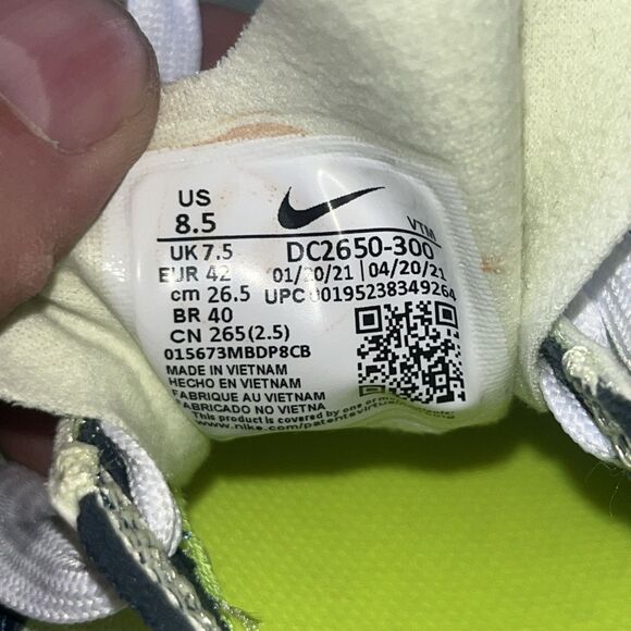 Size 8.5  Nike Waffle 1 Crater Like Ice